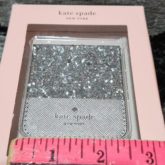 KATE SPADE NEW YORK SILVER GLITTER SHINE PHONE STICKER POCKET CARD HOLDER - Picture 3 of 9